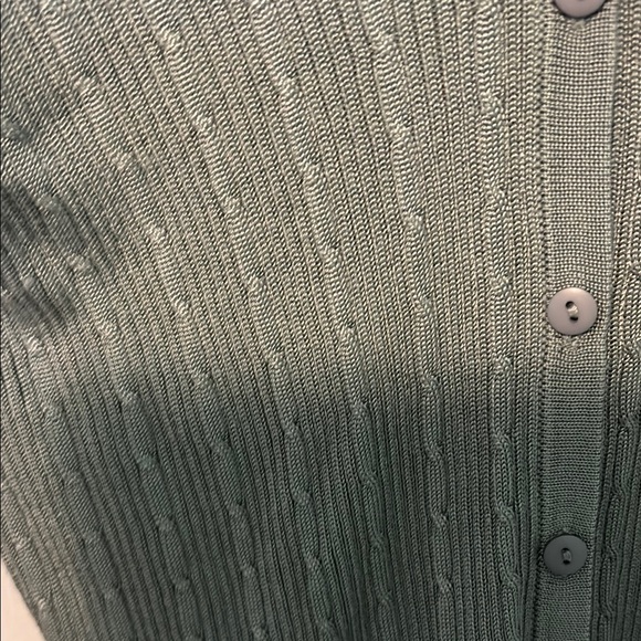 Grey V-Neck Cable Knit Long Sleeve Button up Sweater EUC - Picture 5 of 5